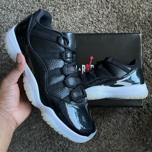 JORDAN 11 LOW 72-10 AV2187-001
IG: CornerSoles